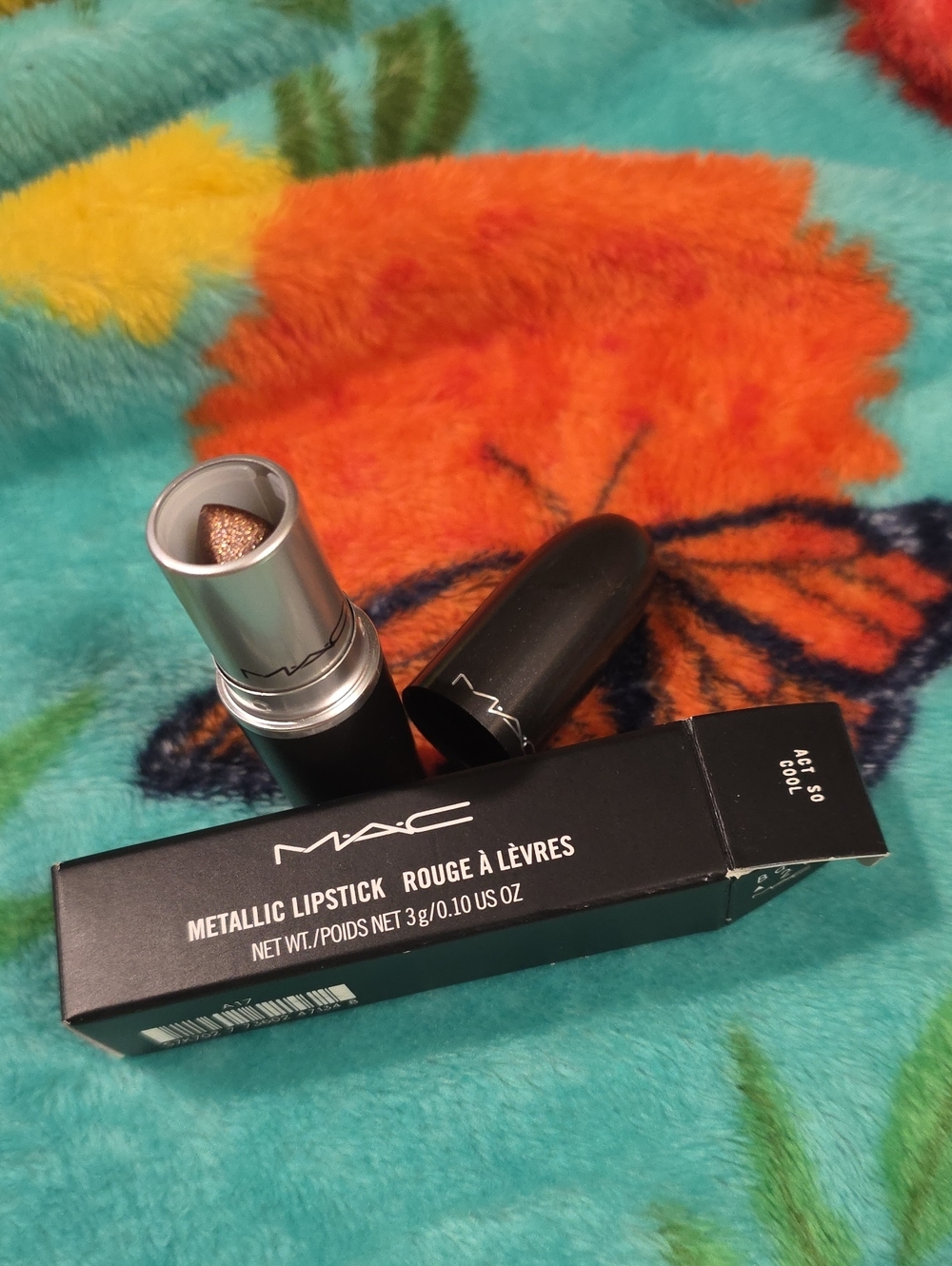 Mac Act So Cool Metallic Lipstick